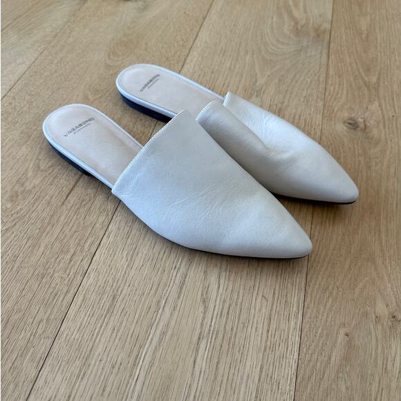 Vagabond - Katlin Pointed Toes Slide Flats in Off White - Picture 1 of 5